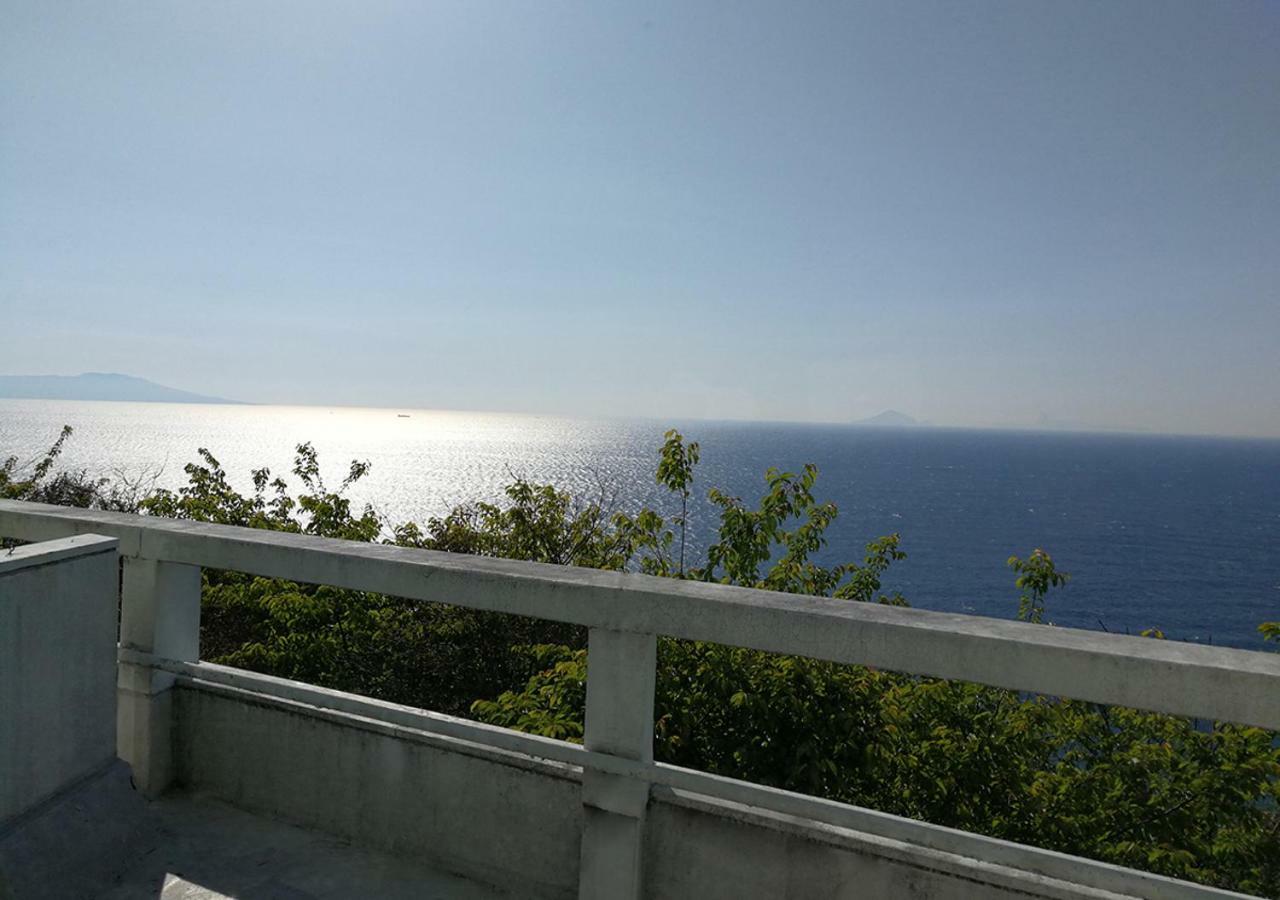 Hotel Atagawa Heights Higashiizu Esterno foto