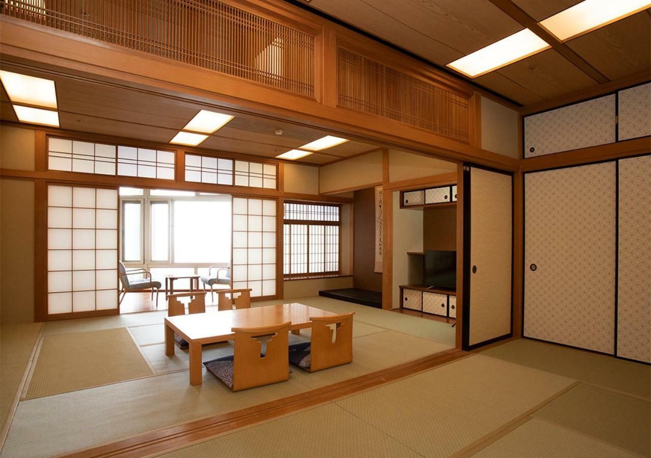 Hotel Atagawa Heights Higashiizu Esterno foto